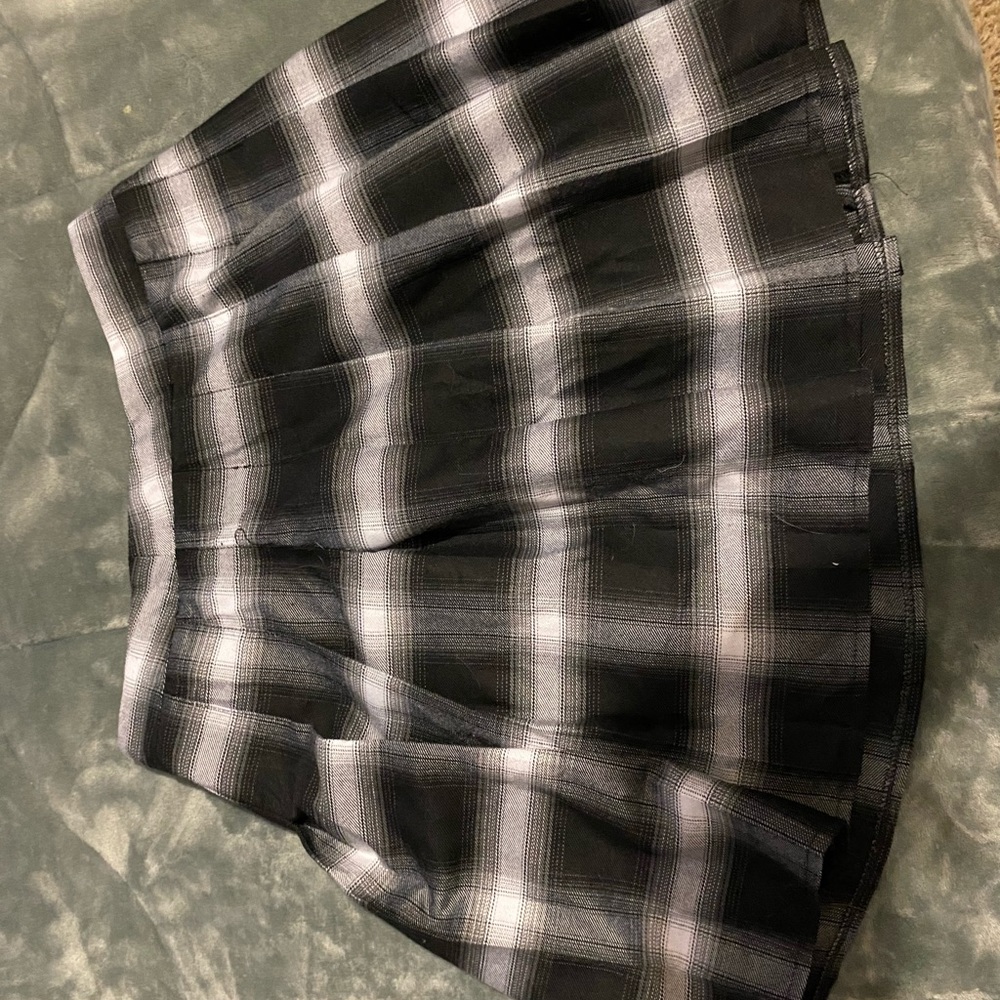 Black and white pleated skirt
